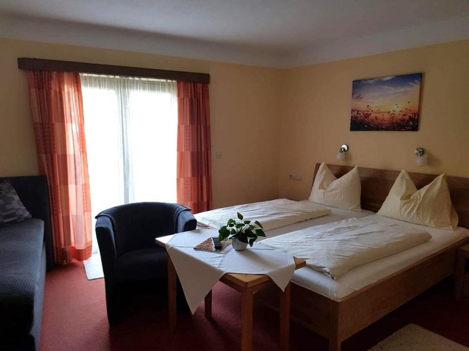 Hotel Garni Edelweiss Siegsdorf Esterno foto