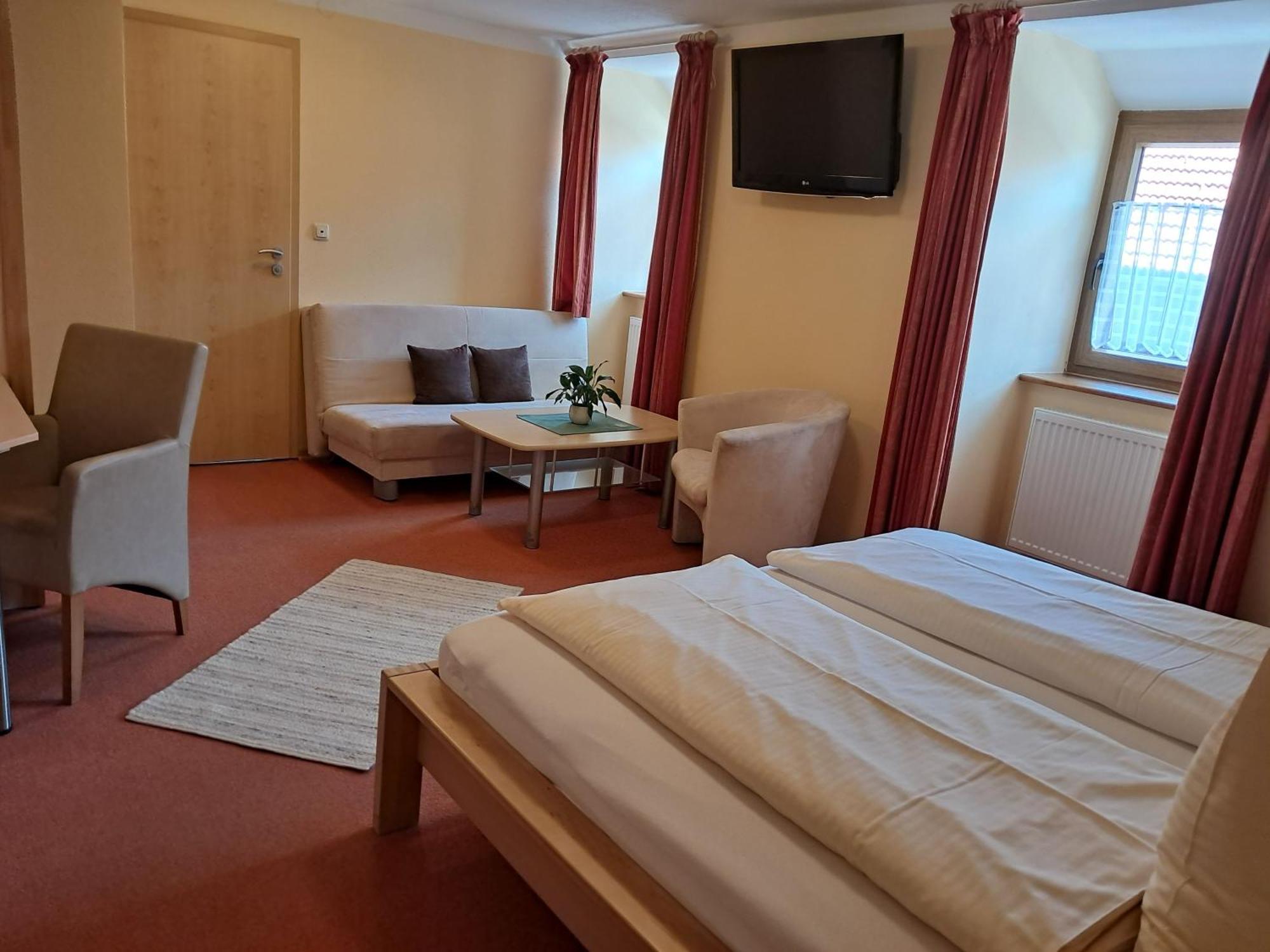 Hotel Garni Edelweiss Siegsdorf Esterno foto