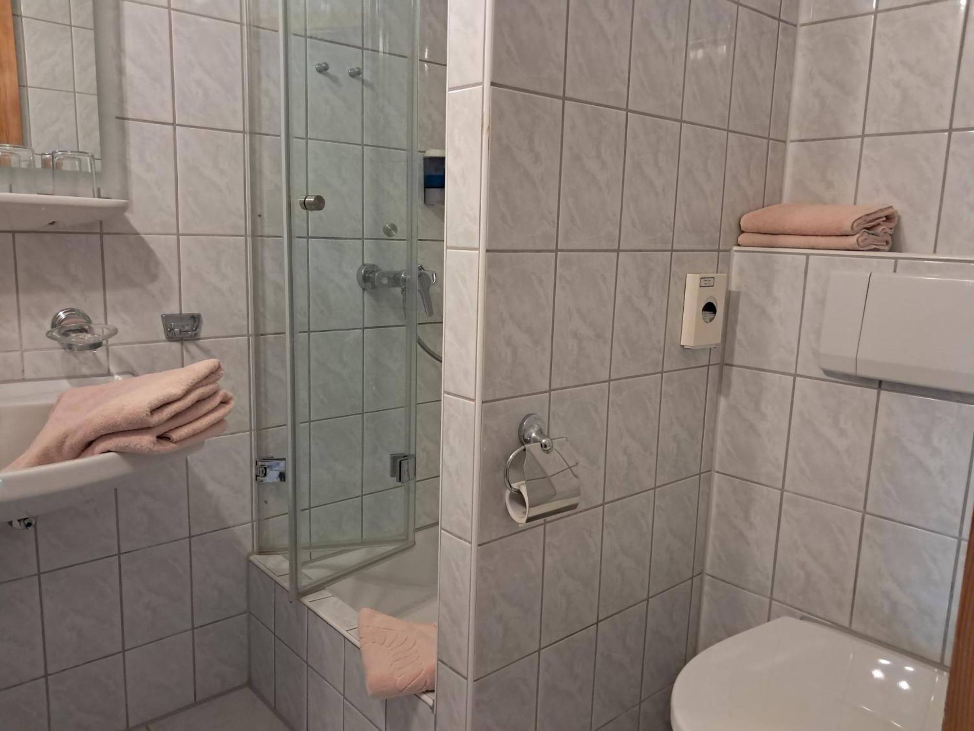 Hotel Garni Edelweiss Siegsdorf Esterno foto